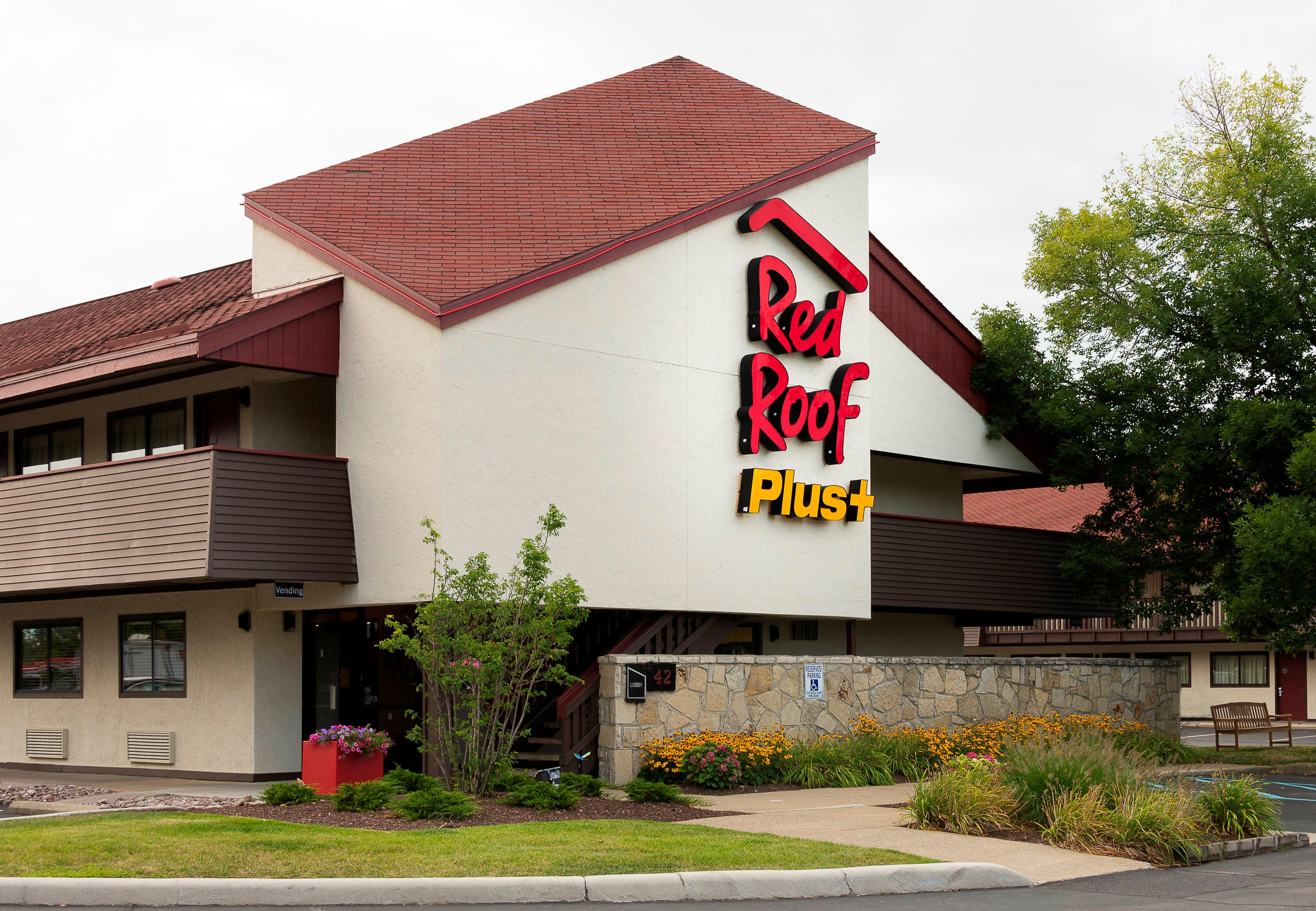Red Roof Inn Plus+ Pittsburgh South - Airport Kültér fotó